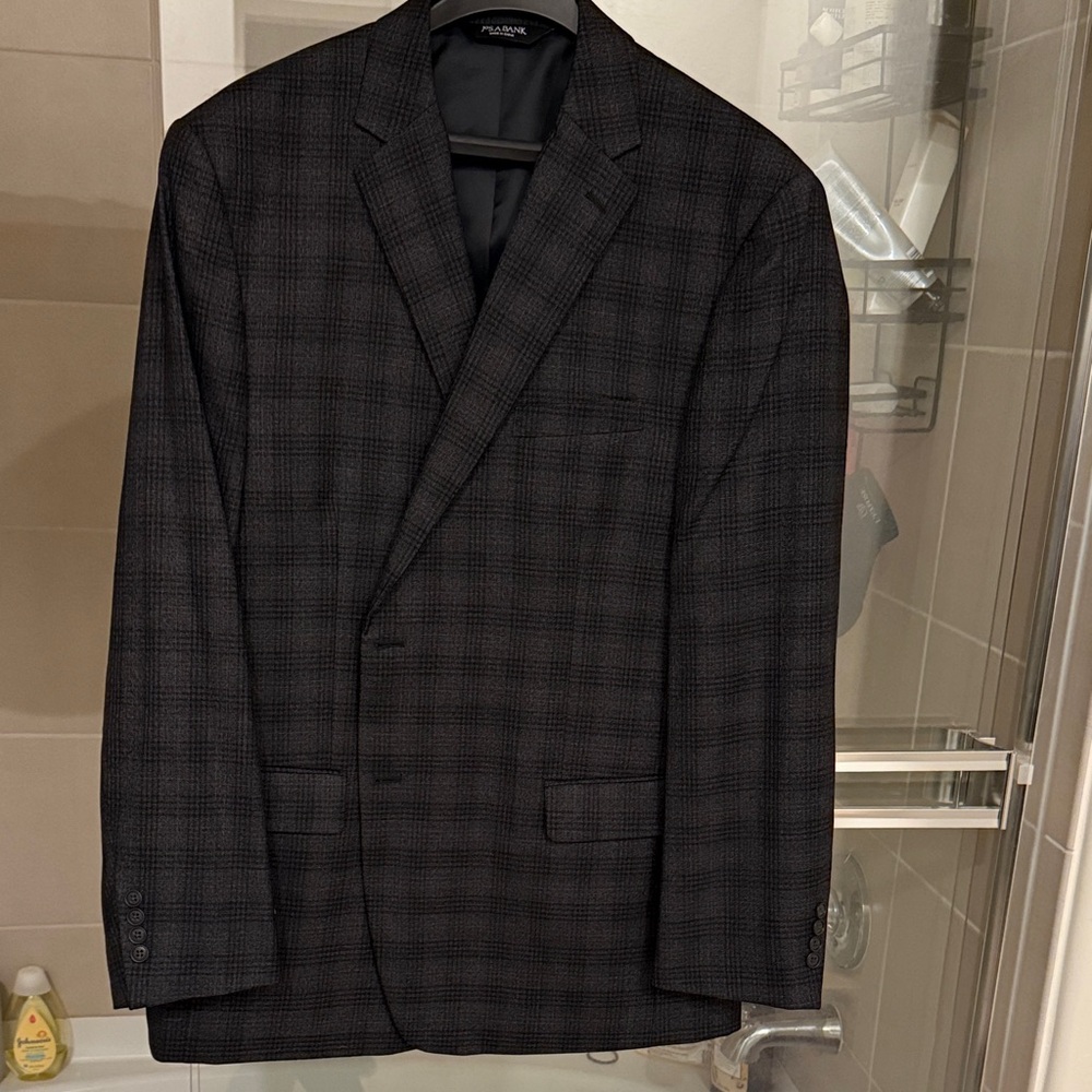 Jos A Bank 46L Sport Coat/Blazer. Traditional fit. Like New condition
